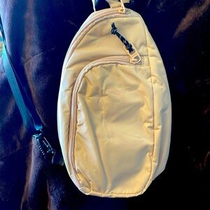 PUMA Myraid Sling Bag